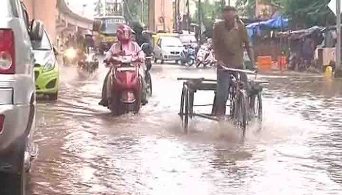 ഉത്തരേന്ത്യയിൽ കനത്ത മഴ തുടരുന്നു