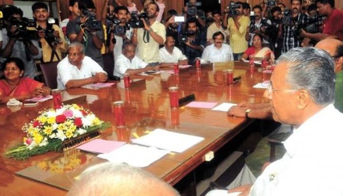 മൊറട്ടോറിയവുമായി ബന്ധപ്പെട്ട ചീഫ് സെക്രട്ടറിയുടെ റിപ്പോര്‍ട്ട് തള്ളി മന്ത്രിസഭാ യോഗം