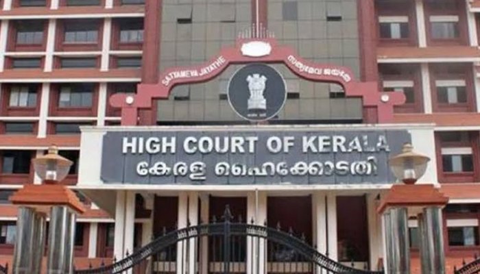 തദ്ദേശ തെരഞ്ഞെടുപ്പ് വോട്ടര്‍ പട്ടിക: കോണ്‍ഗ്രസ് നേതാക്കള്‍ നല്‍കിയ ഹര്‍ജി ഹൈക്കോടതി ഇന്ന് പരിഗണിക്കും