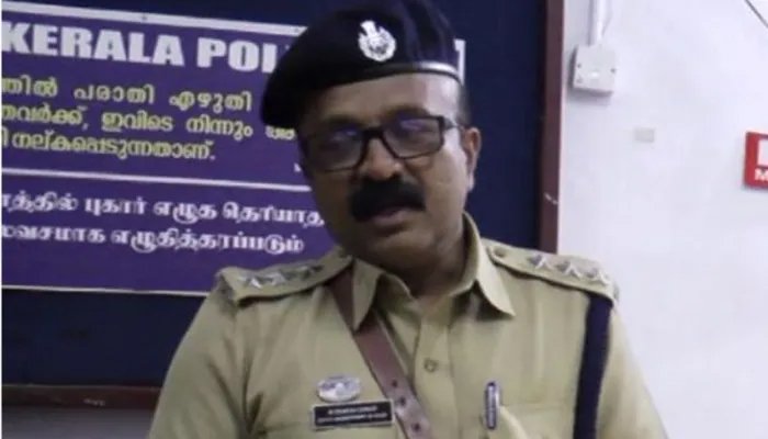 മുന്‍ മൂന്നാര്‍ ഡിവൈഎസ്പി രമേഷ് കുമാറിന് സസ്‌പെന്‍ഷന്‍