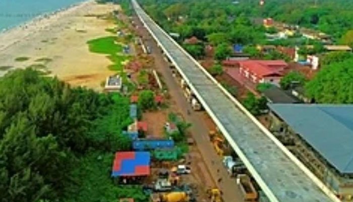 സ്വപ്നസാക്ഷാത്കാരം, ആലപ്പുഴ ബൈപാസ് ജനങ്ങള്‍ക്കായി തുറന്നുനല്‍കി