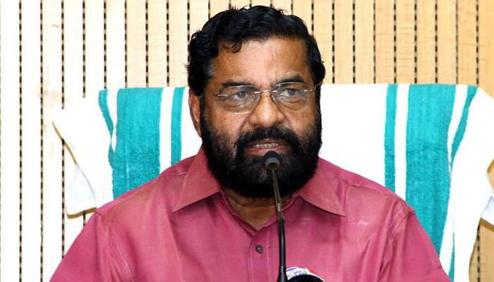 ചോറ്റാനിക്കര ക്ഷേത്ര നിര്‍മ്മാണത്തില്‍ മന്ത്രി  കടകംപളളി സുരേന്ദ്രന്‍ നേരിട്ടിടപെടുന്നു