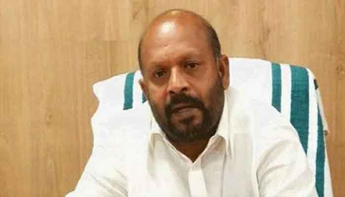കൊയ്‌തെടുത്ത നെല്ല് കെട്ടിക്കിടക്കുന്നത് തടയുന്നതിനായി അടിയന്തിര നടപടി സ്വീകരിച്ചതായി കൃഷിമന്ത്രി വിഎസ് സുനില്‍കുമാര്‍