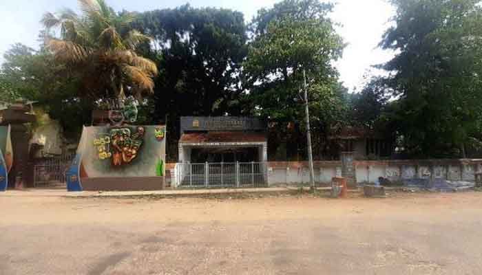 കൊല്ലം പബ്ലിക്ക് ലൈബ്രറി പ്രവര്‍ത്തനം നിലച്ചിട്ട് ഒരു വര്‍ഷം