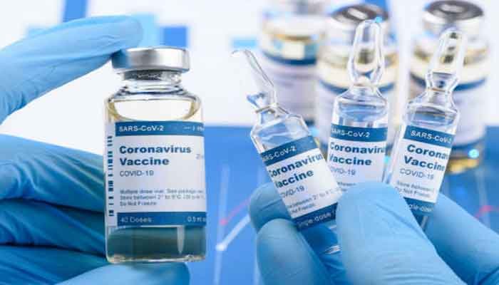 എറണാകുളം: അതിഥി തൊഴിലാളി കൾക്ക് കോവിഡ് വാക്സിൻ നൽകി