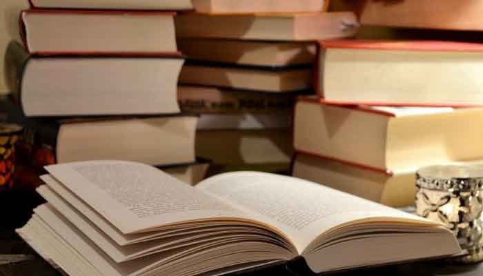 തിരുവനന്തപുരം: കുട്ടികളുള്ള വീടുകളിൽ പുസ്തകം എത്തിക്കുക പ്രധാനം: മുഖ്യമന്ത്രി