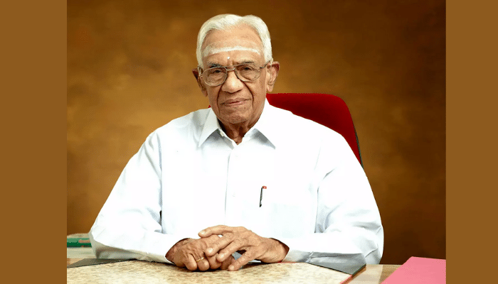 ആയൂർവേദ ആചാര്യൻ ഡോ. പി കെ വാര്യർ അന്തരിച്ചു