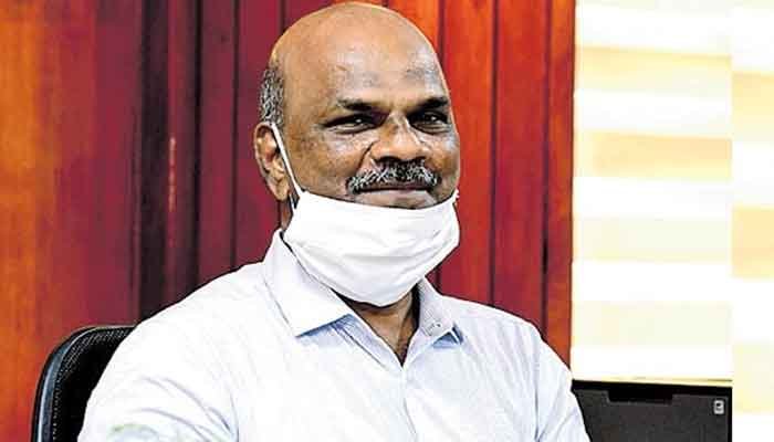ആലപ്പുഴ: പൊതു അവധി ദിനത്തിലും കർമനിരതരായി ആരോഗ്യ പ്രവർത്തകർ; കളക്ടറുടെ അഭിനന്ദനം