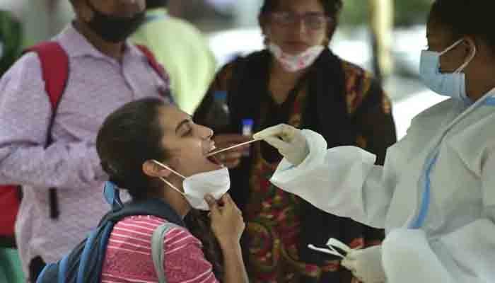 വാക്‌സിനേഷനും പരിശോധനയും വര്‍ദ്ധിപ്പിക്കണമന്ന്‌ കേന്ദ്രം