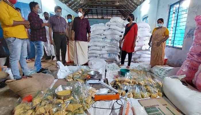 തിരുവനന്തപുരം: കുടുംബശ്രീ യൂണിറ്റുകൾ ഭക്ഷ്യമന്ത്രി സന്ദർശിച്ചു