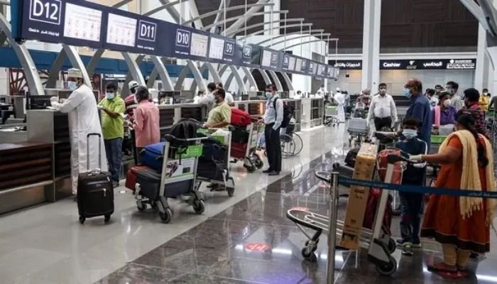 ഒമാന്‍ ഇന്ത്യക്കാരുടെ യാത്രാ വിലക്ക് പിന്‍വലിച്ചു