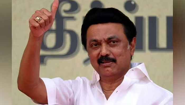 അകമ്പടി വാഹനം പകുതി, മുഖ്യമന്ത്രിയ്ക്കായി ഗതാഗതം നിര്‍ത്തിവയ്ക്കില്ല: ജനകീയനാവാന്‍ സ്റ്റാന്‍ലി