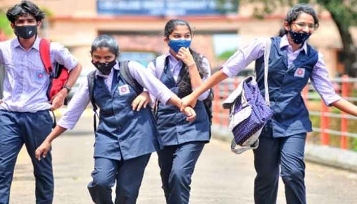 ആലപ്പുഴ: സ്‌കൂള്‍ തുറക്കല്‍: അവലോകന യോഗം ചേര്‍ന്നു