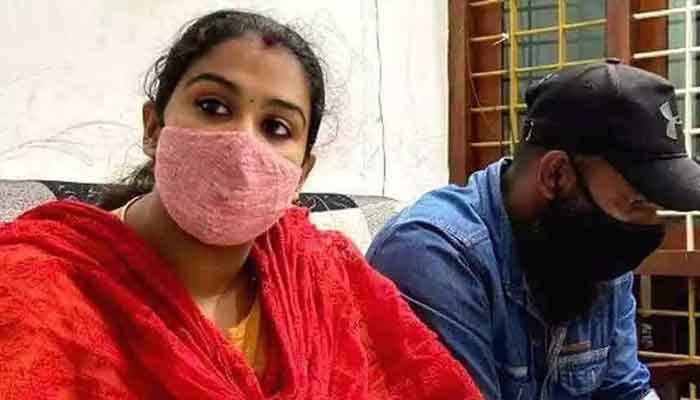 അനുപമയും അച്ഛനും ചേർന്ന് ഉണ്ടാക്കിയ കരാർ പ്രകാരമാണ് കുഞ്ഞിനെ ഒഴിവാക്കിയതെന്ന് അന്വേഷണ റിപ്പോർട്