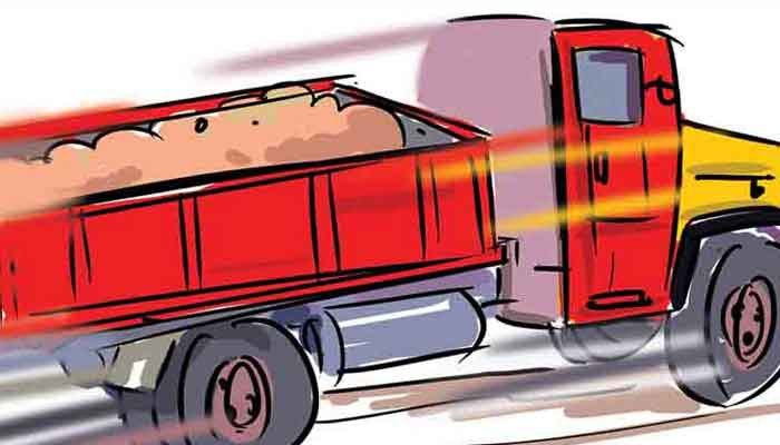 പത്തനംതിട്ട: ടിപ്പര്‍ ലോറികളുടെ ഗതാഗതം നിശ്ചിത സമയത്തേക്ക് നിരോധിച്ച് ഉത്തരവ്