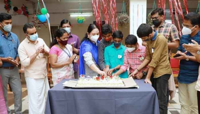 വയനാട്: ശിശുദിനം ചിൽഡ്രൻസ് ഹോമിലെ കുട്ടികൾക്കൊപ്പം ആഘോഷിച്ച് കളക്ടർ