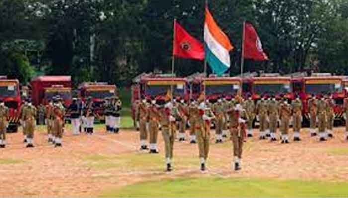 സംസ്ഥാനത്ത് 6450 പേർ കൂടി സിവിൽ ഡിഫൻസ് ഫോഴ്‌സിന്റെ ഭാഗമാകും: മുഖ്യമന്ത്രി