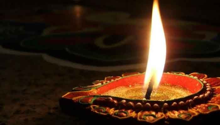 ദീപാവലി: ഓഹരി വിപണിയില്‍ വൈകുന്നേരം മുഹൂര്‍ത്ത വ്യാപാരം