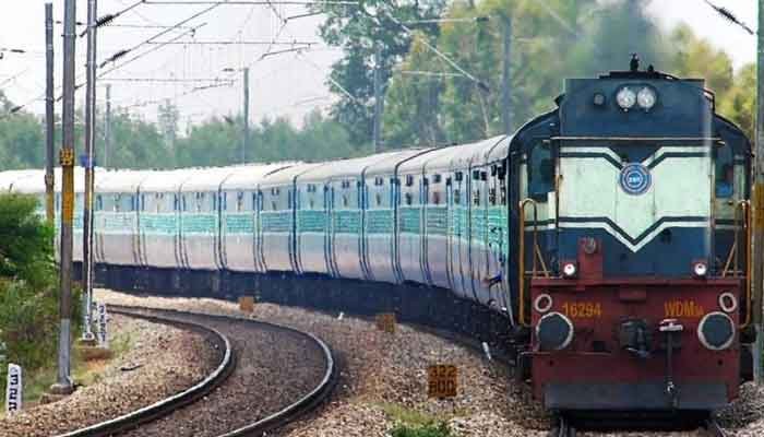 മഴ: കേരളത്തില്‍ നിന്ന് ആന്ധ്രയിലേക്കുള്ള ട്രെയിനുകള്‍ റദ്ദാക്കി