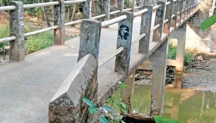 കോഴിക്കോട്: തൊണ്ടിലക്കടവ് പാലം സ്ഥലം ലഭ്യമാക്കൽ തീരുമാനമായി