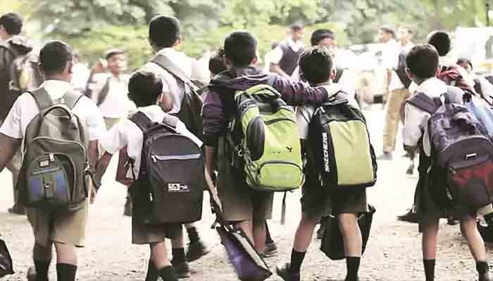 ഒമിക്രോണ്‍ റിപ്പോര്‍ട്ട്‌ ചെയ്‌ത സാഹചര്യത്തില്‍ സ്‌കൂളുകളുടെ പ്രവൃത്തിസമയം നീട്ടേണ്ടതില്ലെന്ന്‌ തീരുമാനം