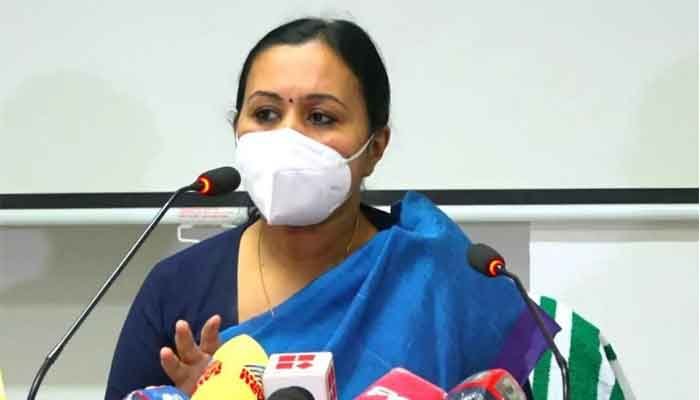 എല്ലാവരും ക്വാറന്റൈനില്‍ പോവേണ്ട, കോവിഡ് രോഗിയെ അടുത്ത് നിന്ന് പരിചരിച്ചവര്‍ക്ക് മാത്രം ക്വാറന്റൈന്‍ മതി എന്ന് ആരോഗ്യ മന്ത്രി വീണാ ജോര്‍ജ്