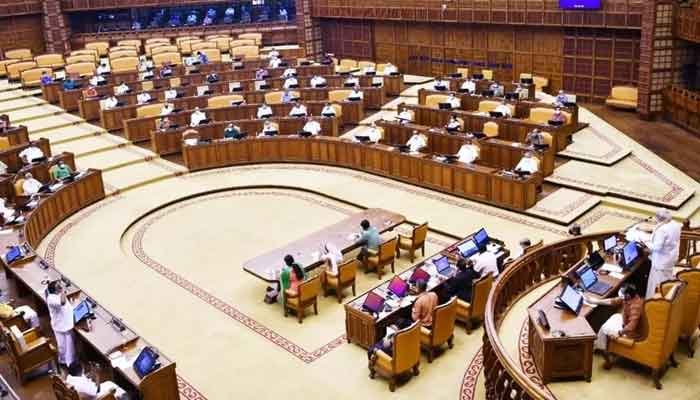 സംസ്ഥാനത്തെ ക്രമസമാധാനനില; അടിയന്തര പ്രമേയ നോട്ടീസ് തള്ളി; പ്രതിപക്ഷം നിയമസഭയിൽ നിന്നും ഇറങ്ങിപ്പോയി