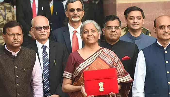 എല്ലാവര്‍ക്കും പാര്‍പ്പിടവും ഭക്ഷണവും ലക്ഷ്യം; ബജറ്റ് 25 വര്‍ഷത്തെ വികസനത്തിനുള്ള മാര്‍ഗരേഖയെന്ന് ധനമന്ത്രി