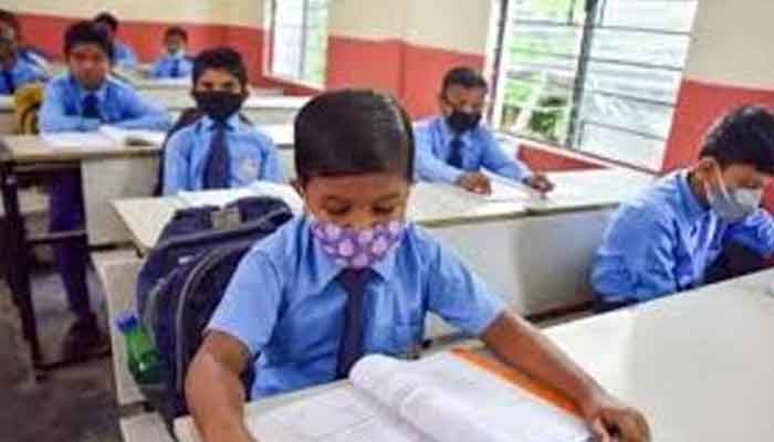 മലപ്പുറം: വിദ്യാര്‍ത്ഥികളും അധ്യാപക-അനധ്യാപക ജീവനക്കാരും കോവിഡ് സുരക്ഷാമാനദണ്ഡങ്ങള്‍ പാലിക്കണം:ഡി.എം.ഒ