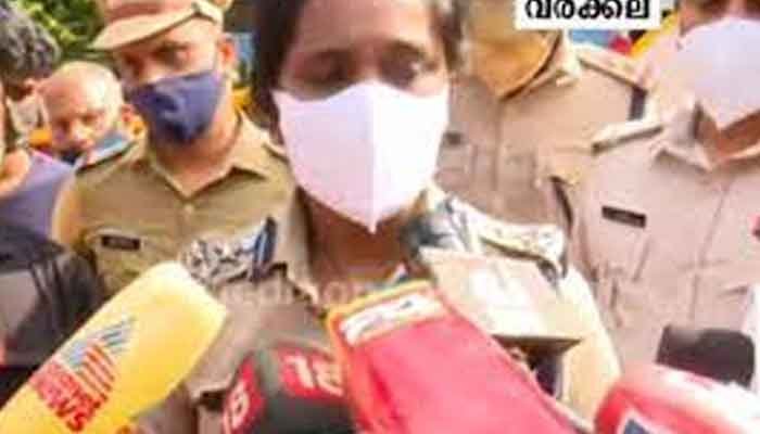 വർക്കലയിലെ തീപ്പിടിത്തത്തിൽ അസ്വഭാവികതയുണ്ടോയെന്ന് ഈ ഘട്ടത്തിൽ പറയാൻ കഴിയില്ലെന്ന് റെയ്ഞ്ച് ഐജി