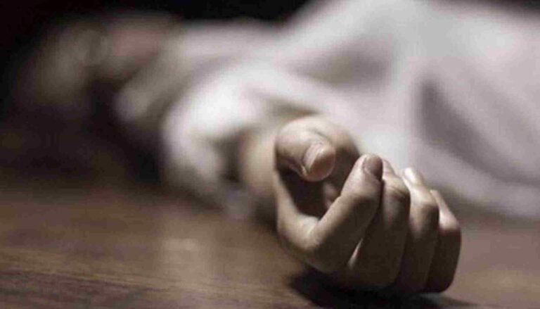 പത്താംക്ലാസ് വിദ്യാര്‍ഥിനിയെ തൂങ്ങി മരിച്ച നിലയില്‍ കണ്ടെത്തി