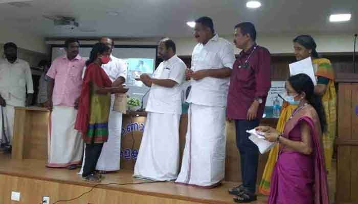 ഒരു ലക്ഷം മുൻഗണന റേഷൻകാർഡുകൾ : ജില്ലാതല ഉദ്ഘാടനം നിർവഹിച്ചു