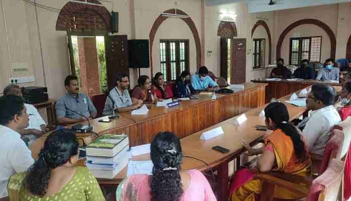 നീർത്തടങ്ങളും തോടുകളും പുനരുജ്ജീവനം: മിഷൻ ഫ്രീ ഫ്ലോ പദ്ധതിയുമായി മുളന്തുരുത്തി ബ്ലോക്ക് പഞ്ചായത്ത്