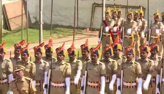 സ്വാതന്ത്ര്യദിന പരേഡിൽ 26 പ്ലാറ്റൂണുകൾ പങ്കെടുത്തു