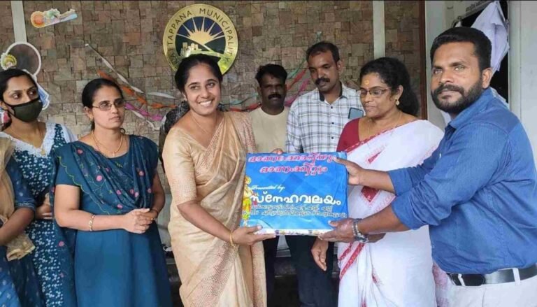 ഭിന്നശേഷി കുട്ടികൾക്ക് ഓണക്കോടിയും ഓണകിറ്റുമായി ‘സ്നേഹവലയം’