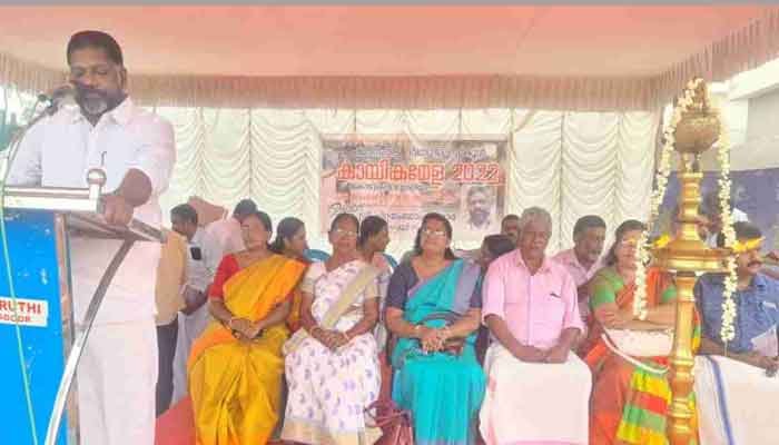 അവശ്യം വേണ്ടത് കഠിനാധ്വാനവും നിശ്ചയദാര്‍ഢ്യവും : ഡെപ്യൂട്ടി സ്പീക്കര്‍ അതിവേഗം, ബഹുദൂരം കൊടുമണ്‍; കായികമേളയ്ക്ക് തുടക്കമായി ട്രാക്കും ഫീല്‍ഡും ഉണര്‍ന്നു