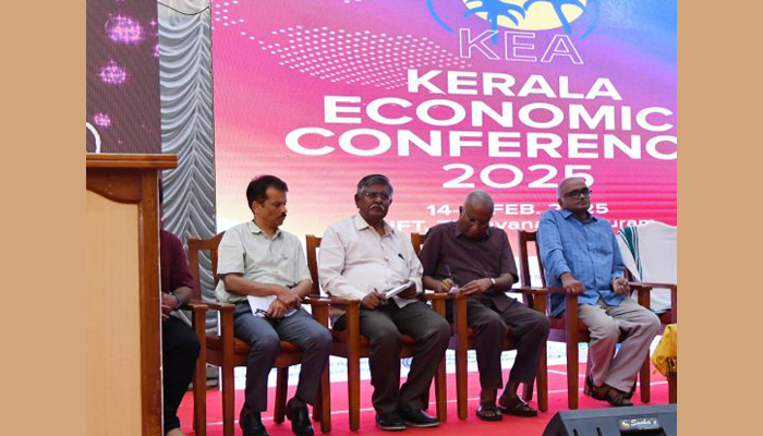 കേരളത്തിന്റെ പുതിയ അടിസ്ഥാന സൗകര്യവികസന പദ്ധതികള്‍ സംസ്ഥാനത്ത് വളർച്ചാ തരംഗമുണ്ടാക്കുമെന്ന് മുഖ്യമന്ത്രി പിണറായി വിജയൻ